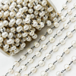 Load image into Gallery viewer, Oval White Freshwater Pearl Wire Wrap Chain.