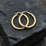 Load image into Gallery viewer, GER61. 14K Hollow Gold Diamond Cut Hoop Earrings