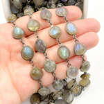 Load image into Gallery viewer, Labradorite Mix Shape Bezel Wire Chain.
