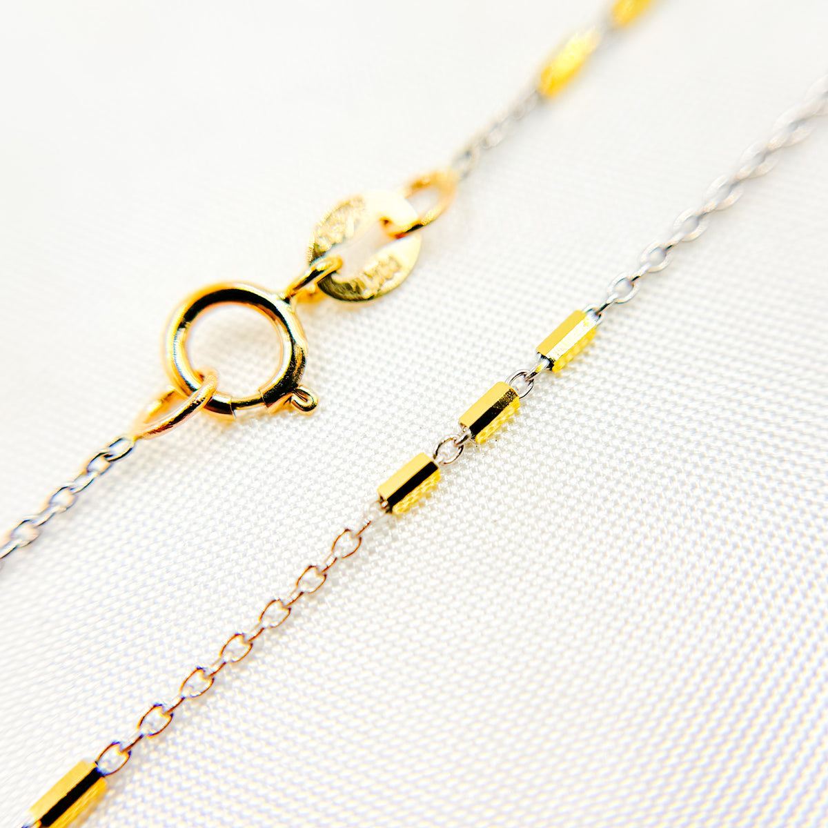 14K Solid Gold Satellite Bar Chain