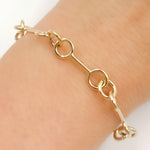 Load image into Gallery viewer, 568/A080B. 14K Solid Gold Hollow Bar and Rings Bracelet