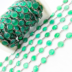 Load image into Gallery viewer, Green Onyx Round Shape Bezel Oxidized Wire Chain