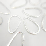 Load image into Gallery viewer, 35MM White Sterling Silver Brushed Drop Connector