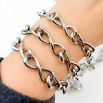 Load image into Gallery viewer, Oxidized Sterling Silver Hollow Infinite Link Chain