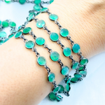 Load image into Gallery viewer, Green Onyx Round Shape Bezel Oxidized 925 Sterling Silver Wire Chain.