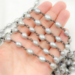 Load image into Gallery viewer, Grey Freshwater Pearl Organic Shape Wire Wrap Chain. PRL16