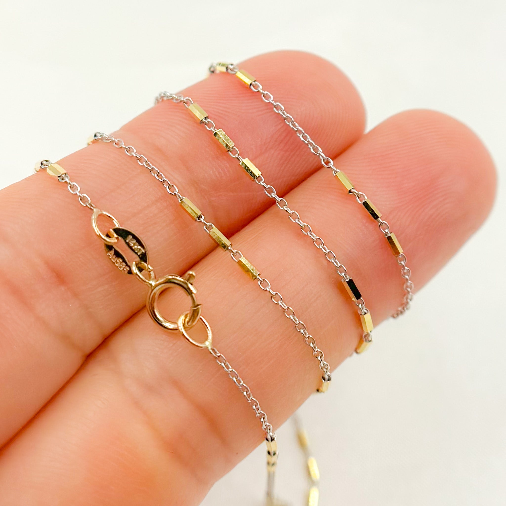 025R02E3TP0G8L 14K Solid Gold Satellite Bar Chain