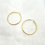 Load image into Gallery viewer, 14K Solid Gold Hollow Diamond Cut Hoop