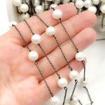 Load image into Gallery viewer, Freshwater Pearl Oxidized Connected Wire Chain.