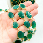 Load image into Gallery viewer, Green Onyx Organic Shape Bezel Gold Plated Wire Chain.