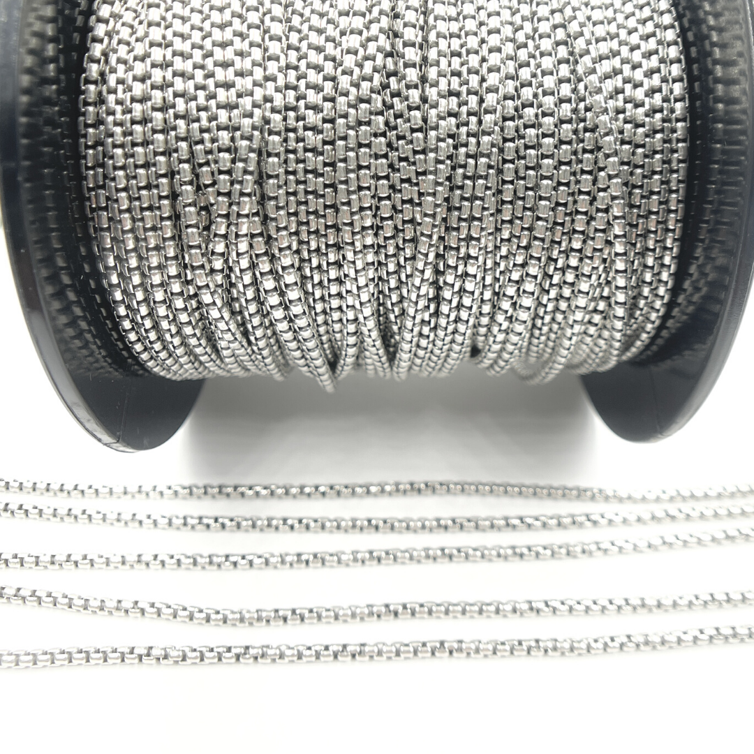 Oxidized 925 Sterling Silver Round Box Chain.