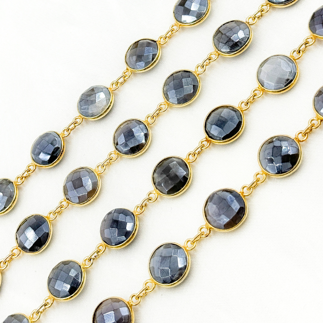 Coated Grey Moonstone Round Shape Bezel Gold Plated Wire Chain.