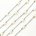 Load image into Gallery viewer, Freshwater Pearl Oxidized Connected Wire Chain.