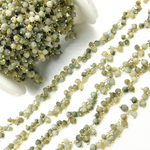 Load image into Gallery viewer, Cats Eye Cluster Dangle Gold Plated Wire Chain.