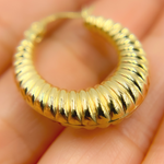Load image into Gallery viewer, 14K Solid Gold Two Tone Twisted Hoop with Texture