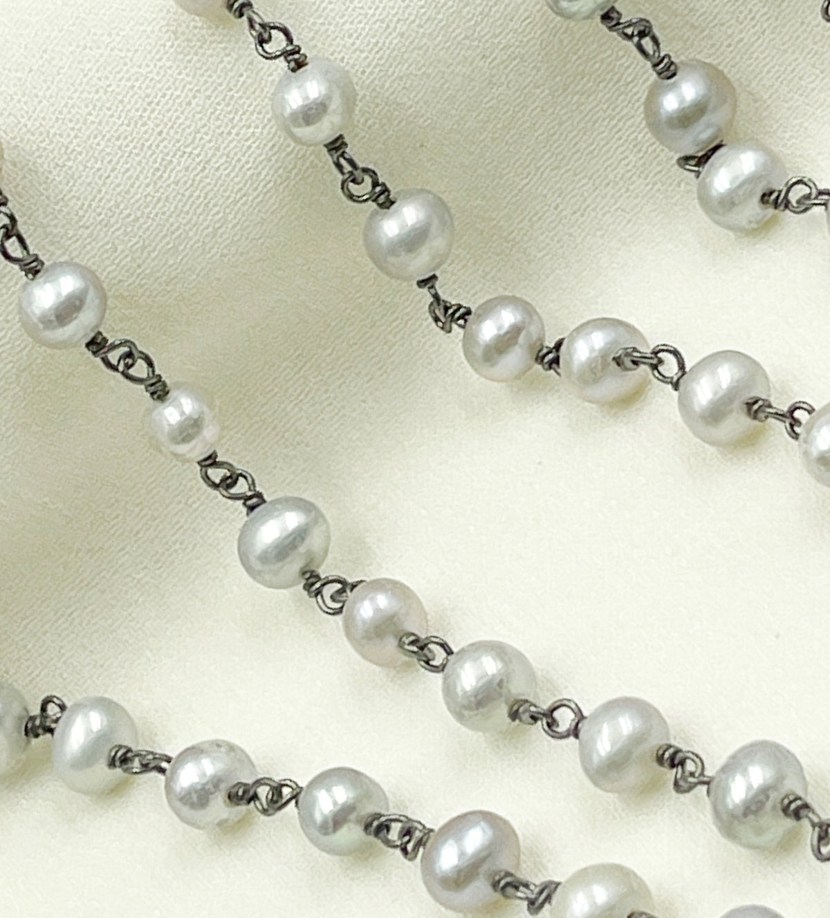 Grey Freshwater Pearl Wire Wrap Chain. PRL29