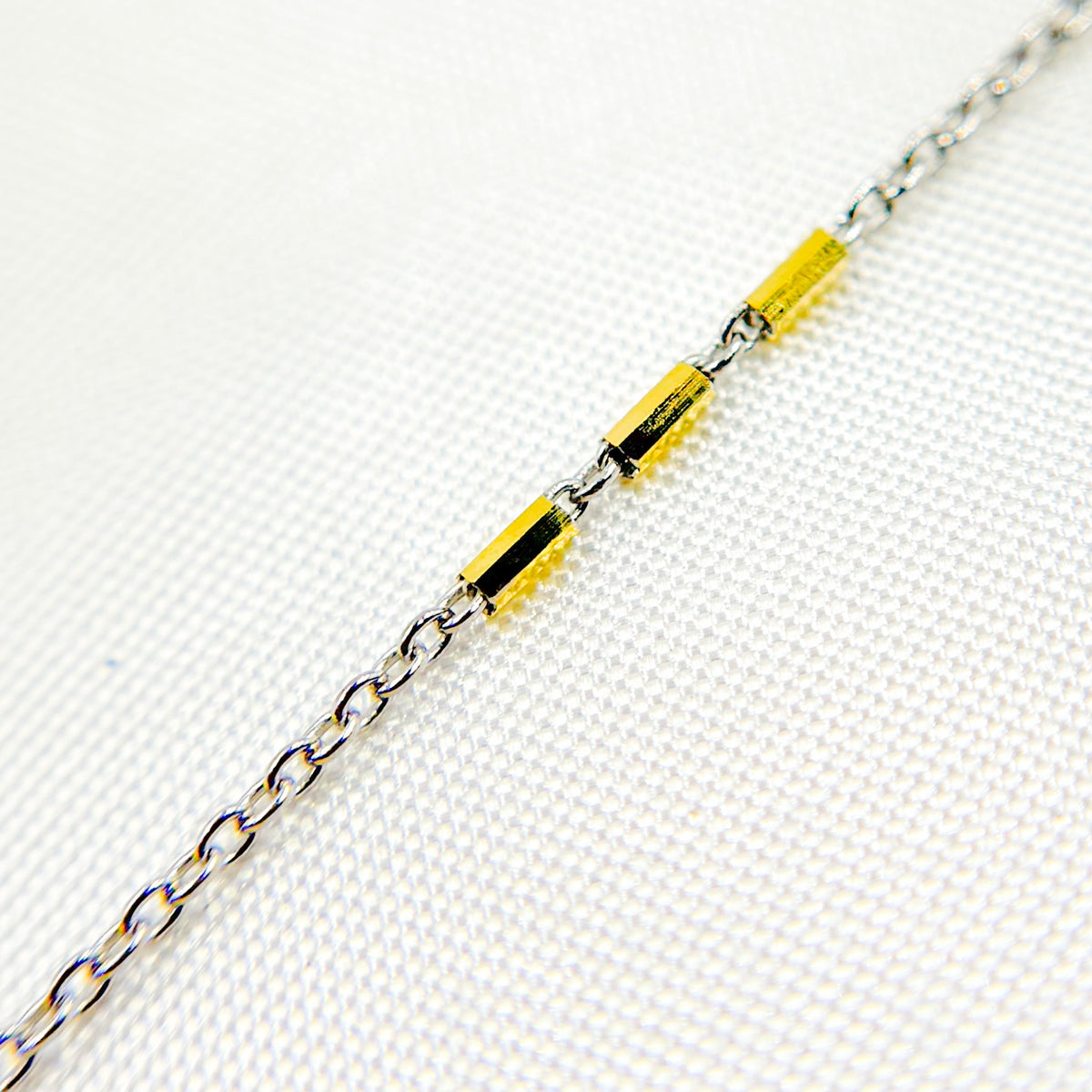 14K Solid Gold Satellite Bar Chain