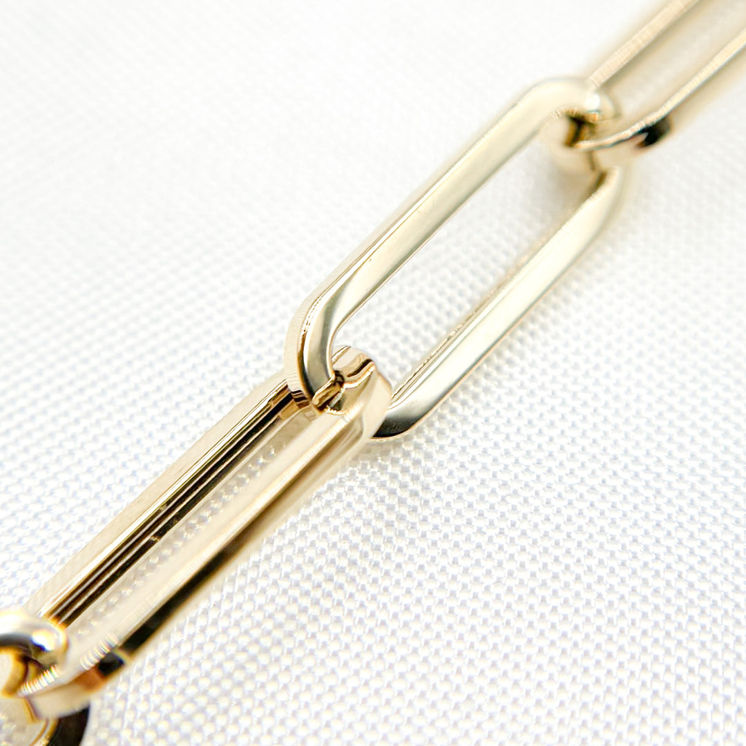 568/535/GBracelet. 14K Yellow Gold Hollow Flat Paperclip Bracelet