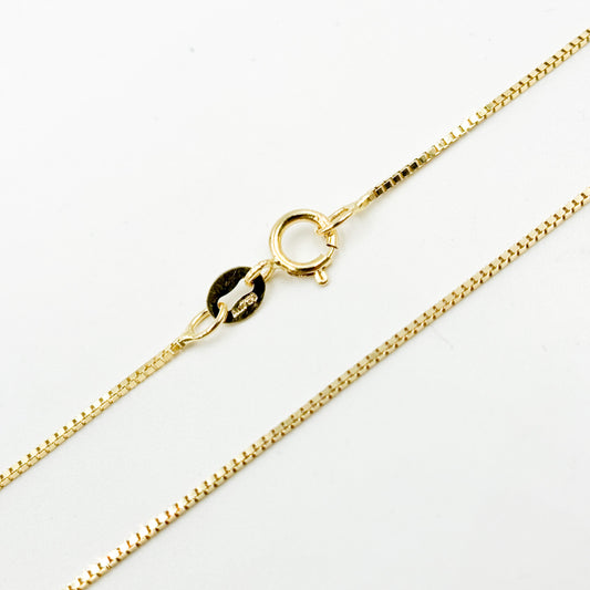 050VED18K. 18K Solid Gold Box Chain