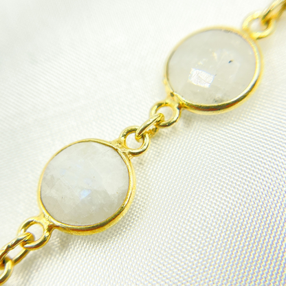 White Moonstone Round Shape Bezel Gold Plated Wire Chain.