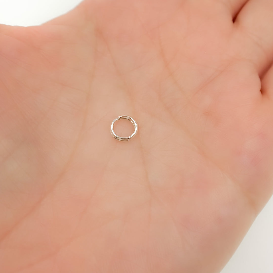 5002160A. 6MM White Silver Split Ring