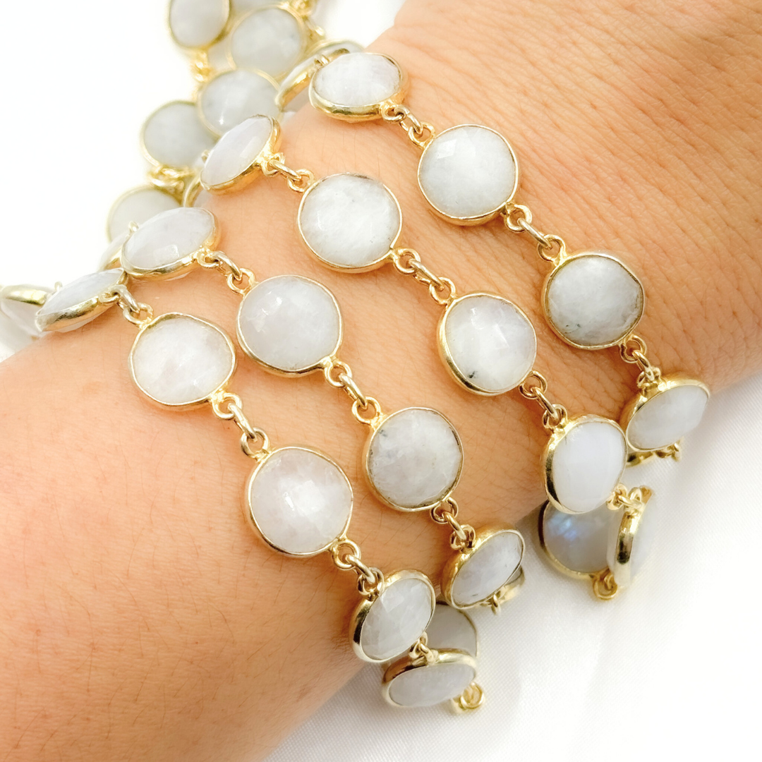 White Moonstone  Round Shape Bezel Gold Plated Wire Chain. CMS26