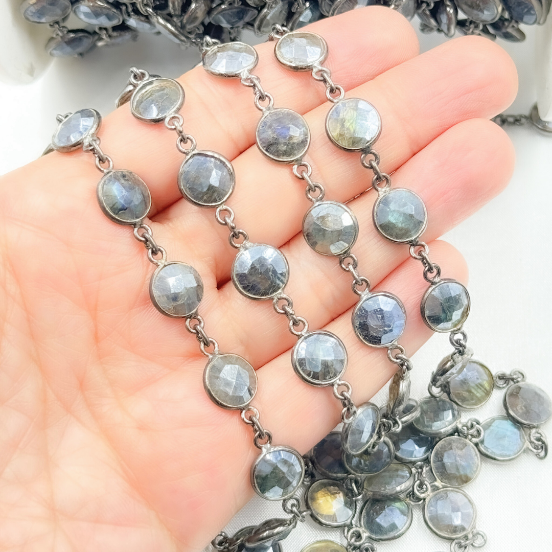 Coated Labradorite Round Shape Bezel Oxidized Wire Chain.