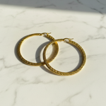 Load image into Gallery viewer, GER123. 14K Solid Gold Hollow Hoop with Engraving
