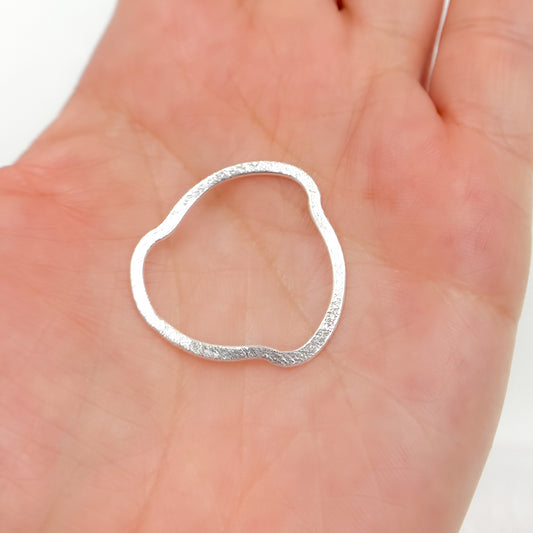 SSBS14. 30MM White Sterling Silver Brushed Uneven Connector