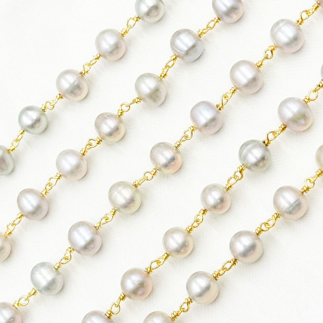 Grey Pearl Round Gold Plated Wire Chain
