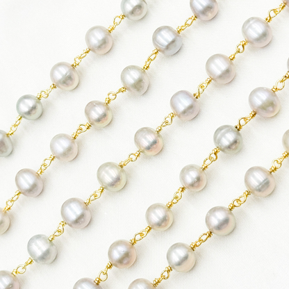 Grey Pearl Round Gold Plated Wire Chain
