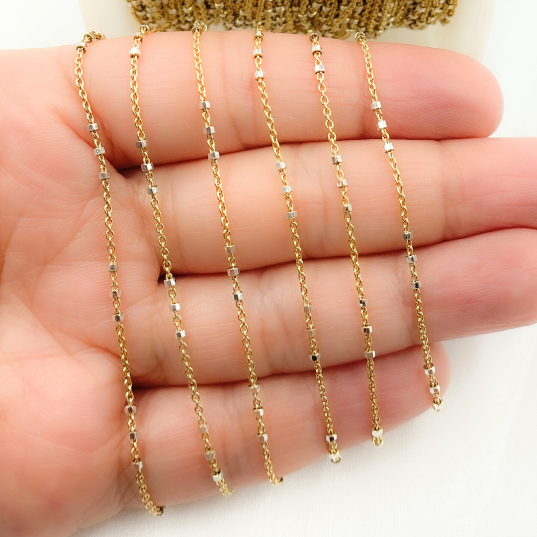 Z26GS1. Gold Plated 925 Sterling Silver Satellite 3 Cubes Chain