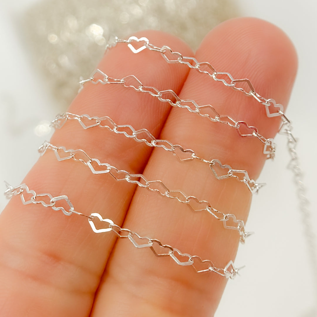 A35F/SPSS. Sterling Silver Flat Heart Link Chain