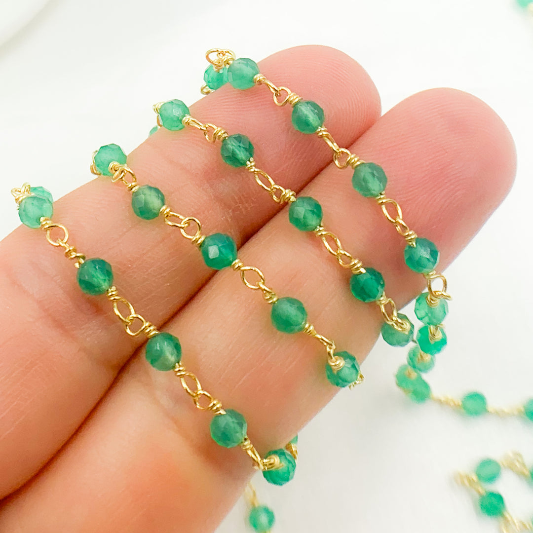 GRE9. Green Onyx Gold Plated Wire Chain