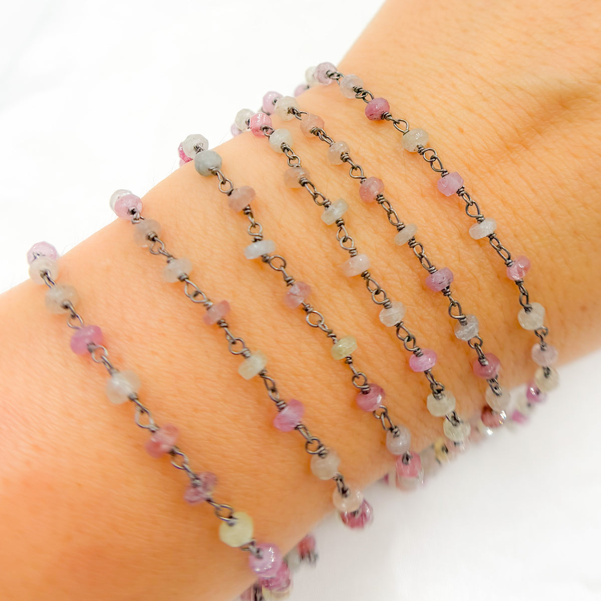 Multi Sapphire Oxidized Wire Chain