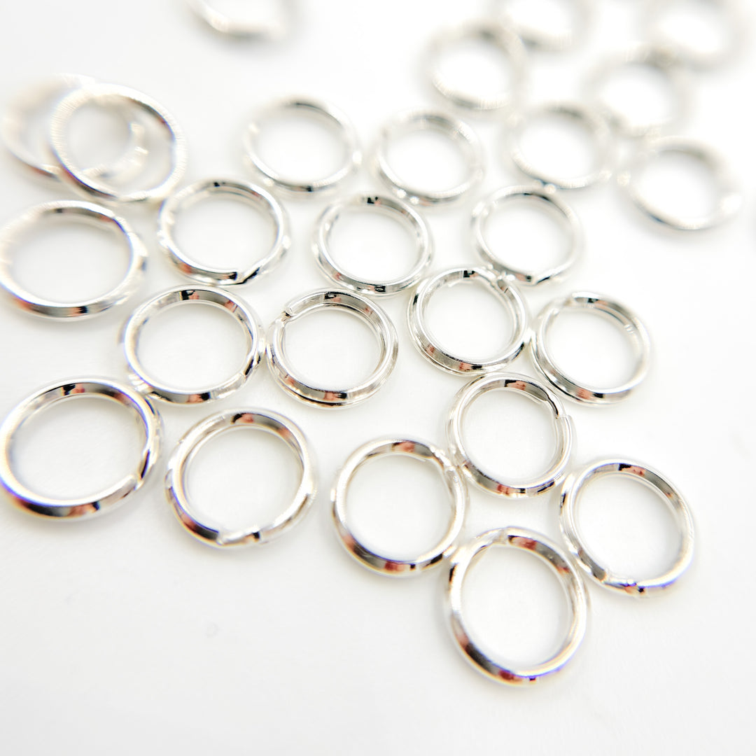 5002170A. 7MM White Silver Split Ring