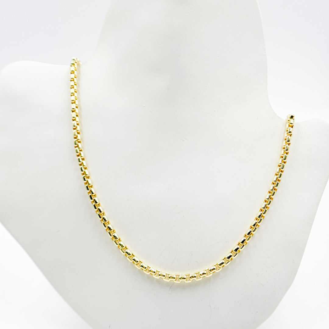 200HIV0934000. 14k Solid Yellow Gold Venezian Box Link Chain