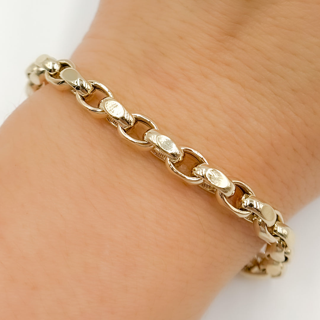 568/A138B. 14K Solid Gold Hollow Flat Cable Link Bracelet