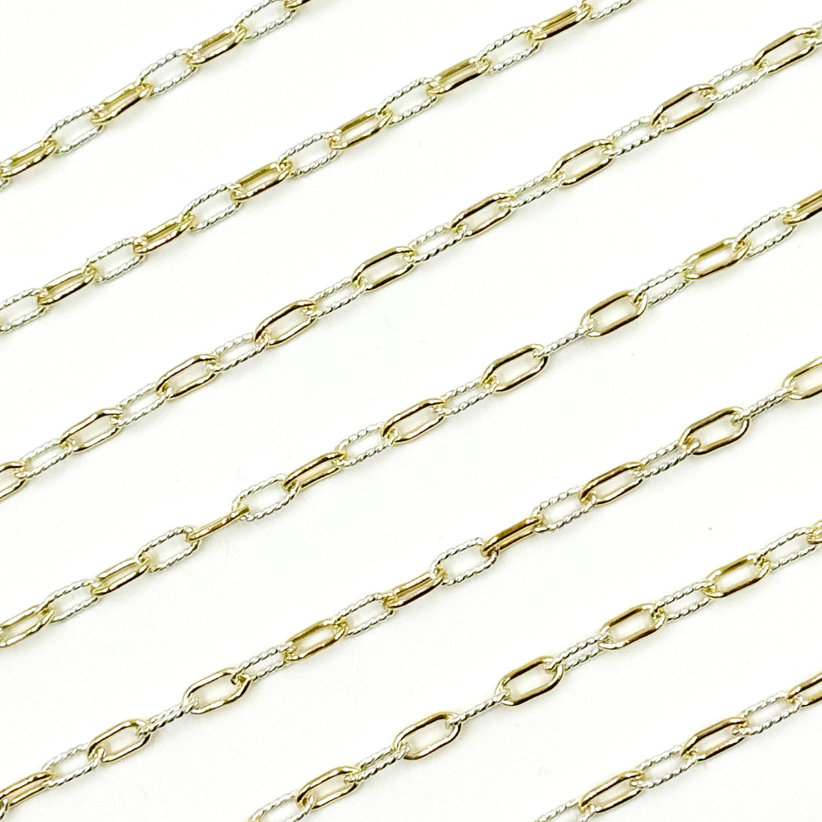 XM/3106PZXE/SP. 14k Gold Filled Smooth and Silver Textured Paperclip Link Chain