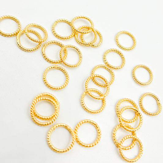 6MM Close Gold Plated Twisted Jump Ring