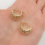 Load image into Gallery viewer, 15850013653. 14K Solid Gold Ribbed Hollow Hoop Earrings