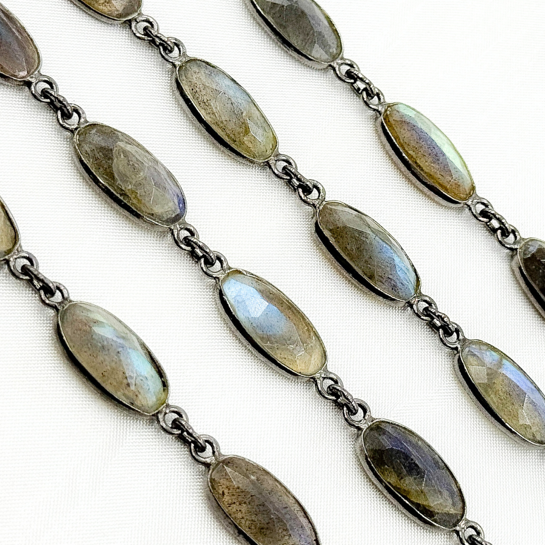 Labradorite Oval Shape Bezel Oxidized Wire Chain.