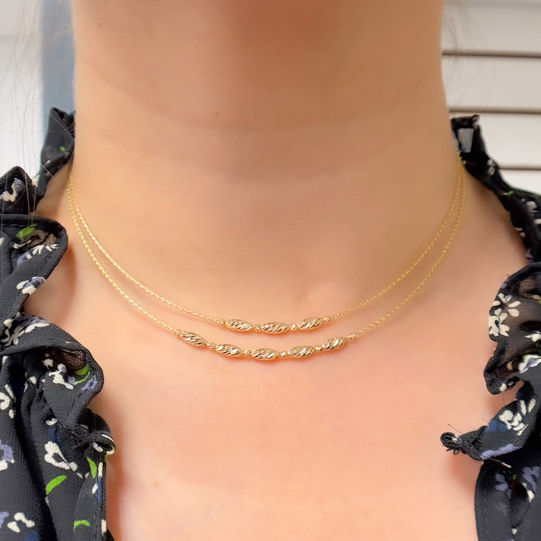 275/395. 14K Solid Gold Fancy Choker Necklace