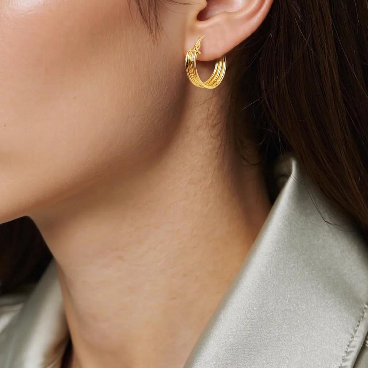 15850017958. 14K Solid Gold Smooth and Textured Triple Line Hollow Hoop Earrings