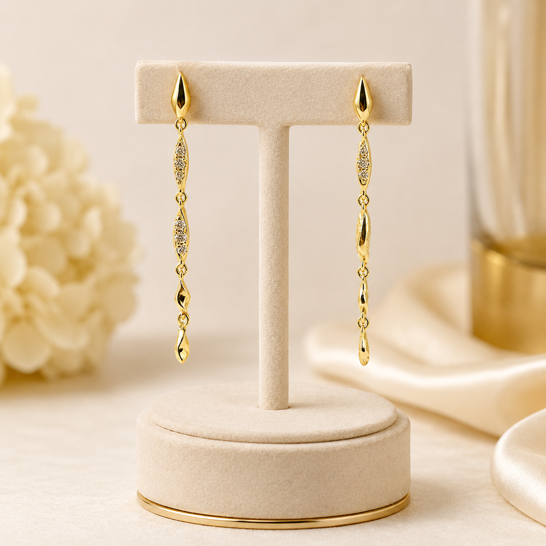 EFC52055. 14K Solid Gold and Diamonds Threader Earrings