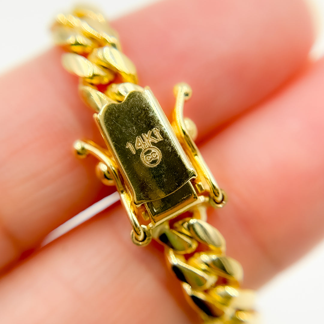 150R04GGA3BOXBracelet. 14K Solid Yellow Gold Flat Curb Link Bracelet
