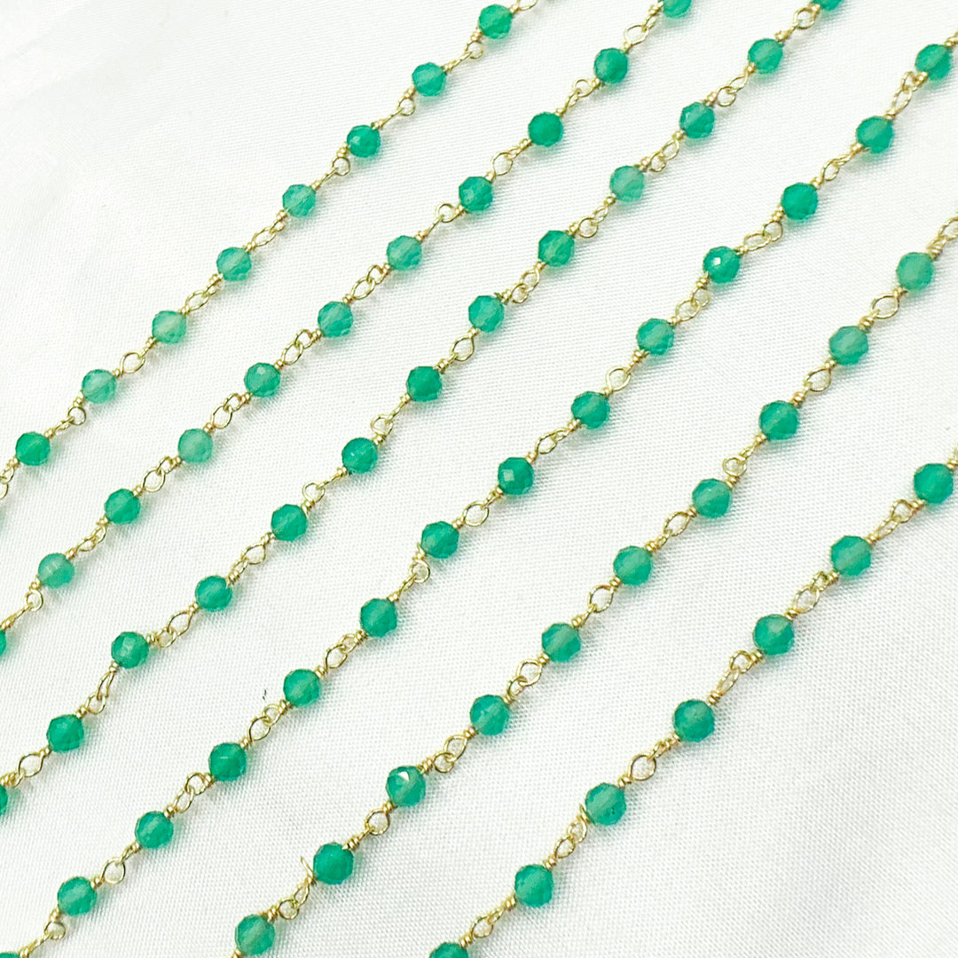 GRE9. Green Onyx Gold Plated Wire Chain