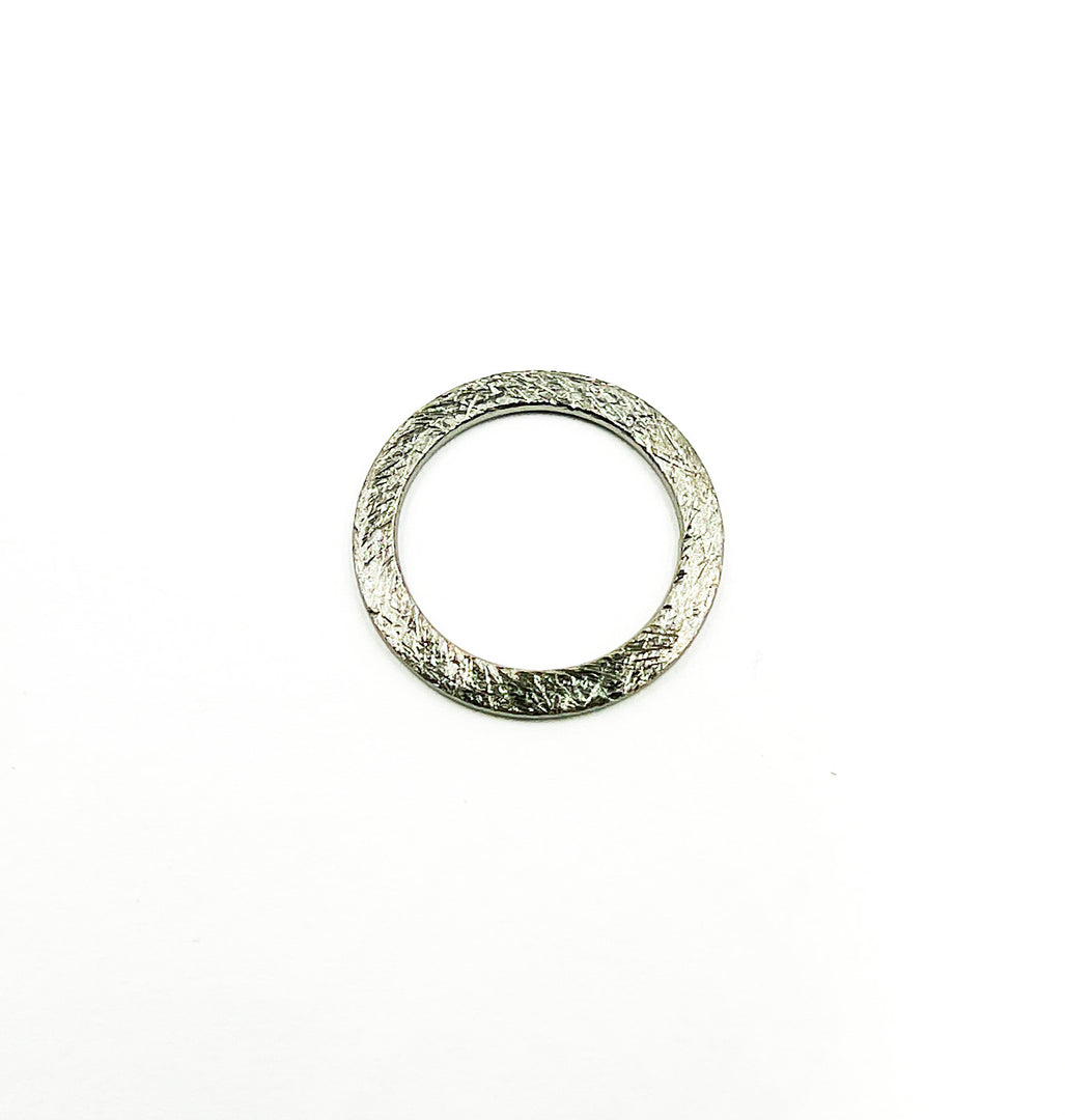 BS2-OX. Oxidized Silver Circle Size 15mm