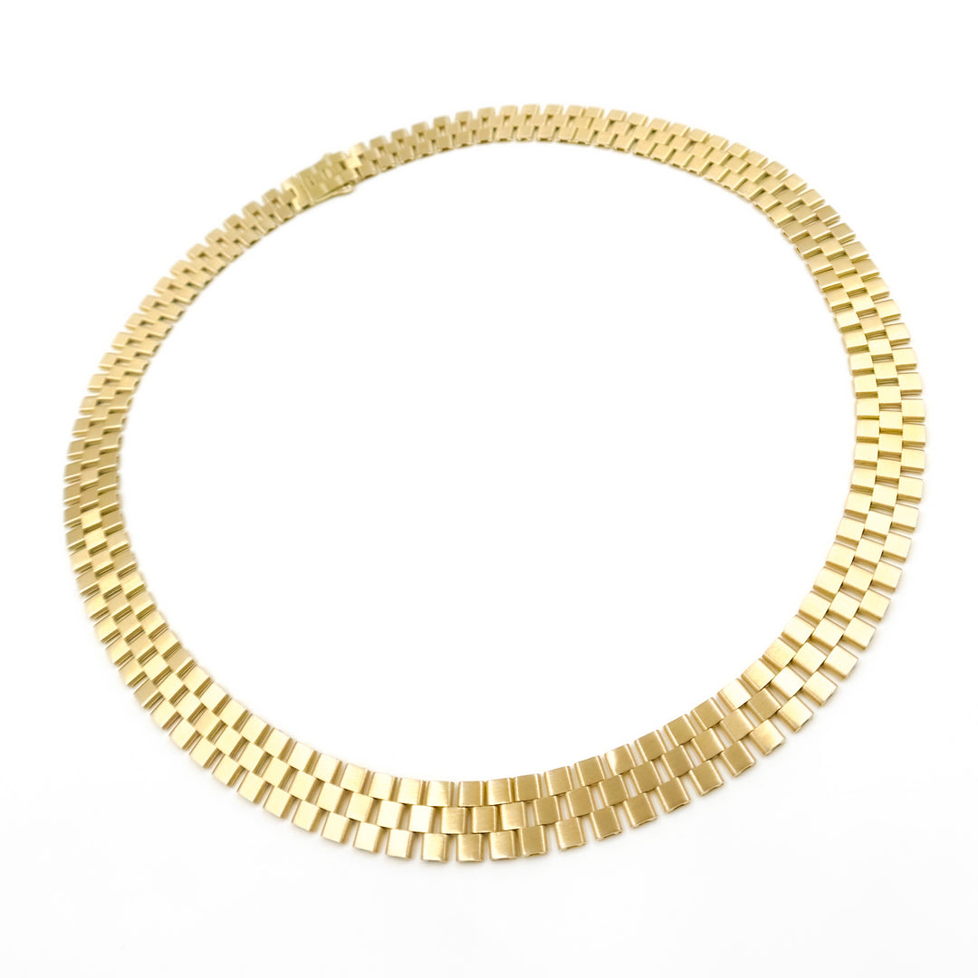 283/152. 14K Solid Gold Pattern Necklace