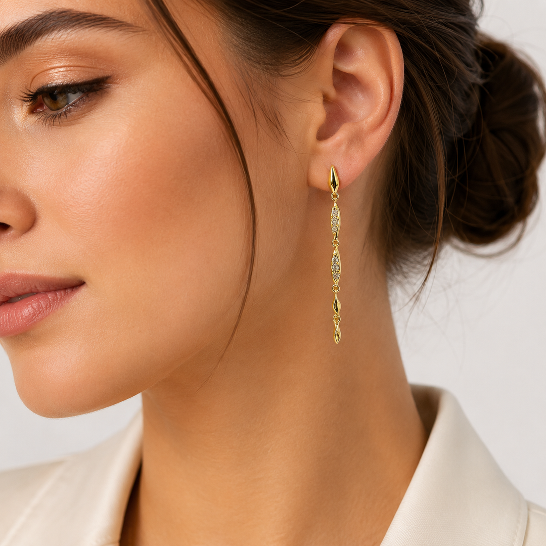 EFC52055. 14K Solid Gold and Diamonds Threader Earrings